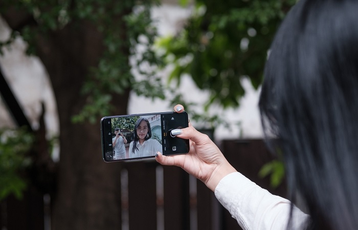 Chụp selfie với OPPO A93