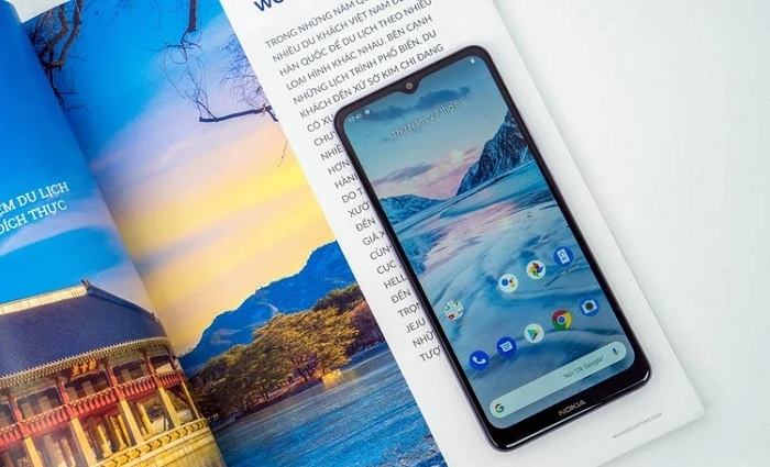 Nokia 2.4 chạy hệ điều hành Android 10 trên nền Android One được tối ưu hóa cho smartphone cấu hình thấp. Đặc biệt máy cũng sẽ được nâng cấp lên Android 11 trong thời gian tới