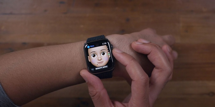 Sử dụng các Memoji cho mặt đồng hồ