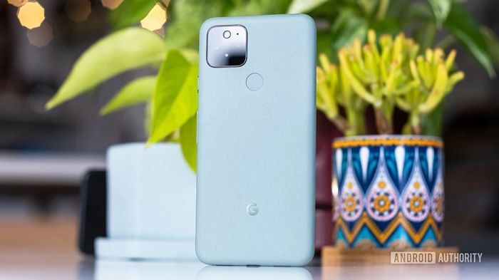 Google Pixel 5 có trang bị khả năng chống bụi và nước