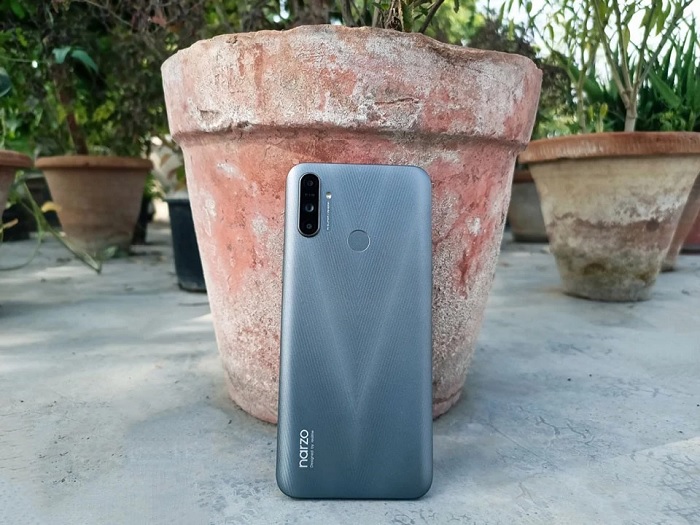 Trên tay Realme Narzo 20A