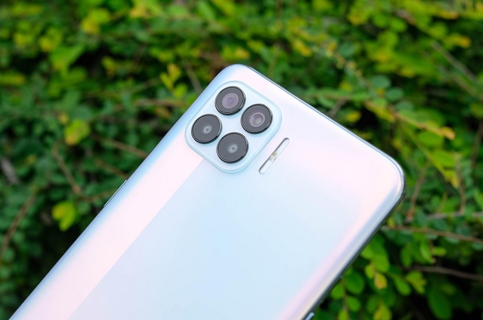 Cụm camera sau "bếp từ" trên OPPO A93