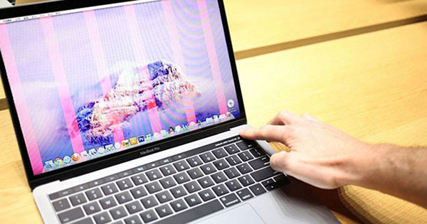 Hiện tượng màn hình laptop bị nhiễu xuất hiện sọc dọc