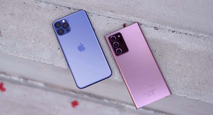 Galaxy Note 20 Ultra cho cảm giác cầm thoải mái hơn iPhone 12 Pro Max