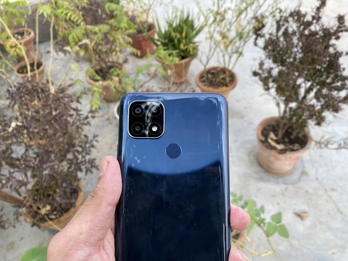 Cận cảnh cụm camera sau của OPPO A15