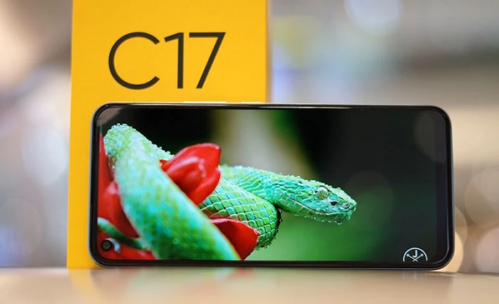 Màn hình Realme C17 có kích thước 6.5 inch, độ phân giải HD+ và sử dụng tấm nền IPS LCD