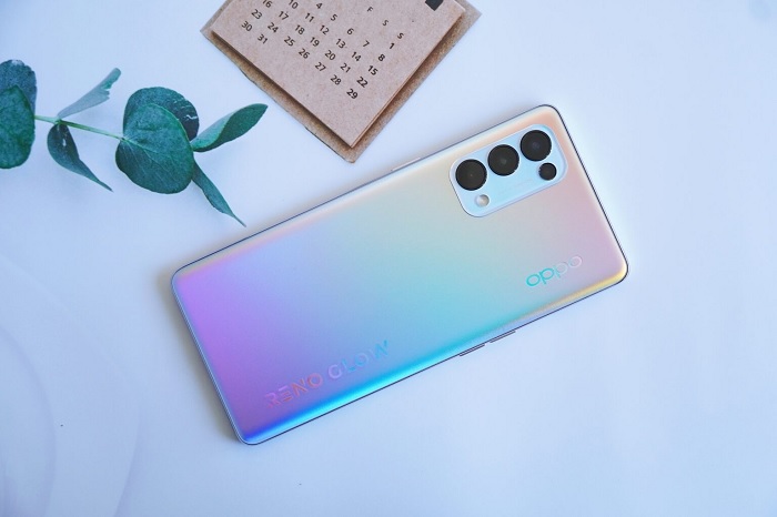 Màu Reno Glow tương tự như ở thế hệ cũ