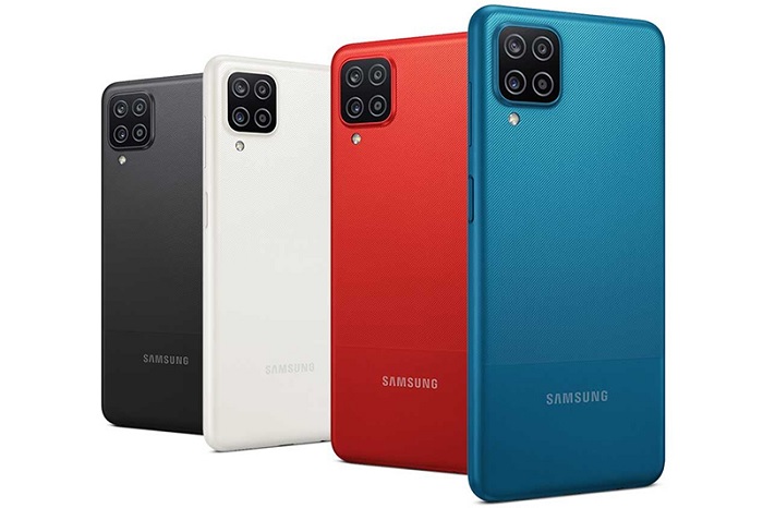 Samsung Galaxy A12 với 4 tùy chọn về màu sắc: Đen, Trắng, Đỏ và Xanh