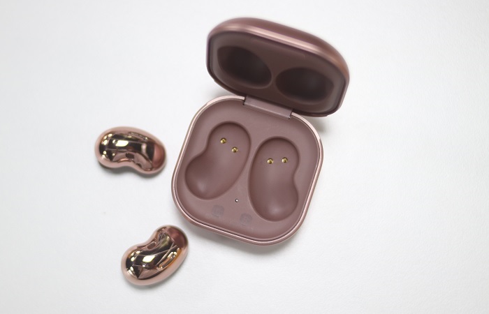 Hạt đậu biết hát Galaxy Buds Live và ngoại hình ấn tượng đầy khác biệt