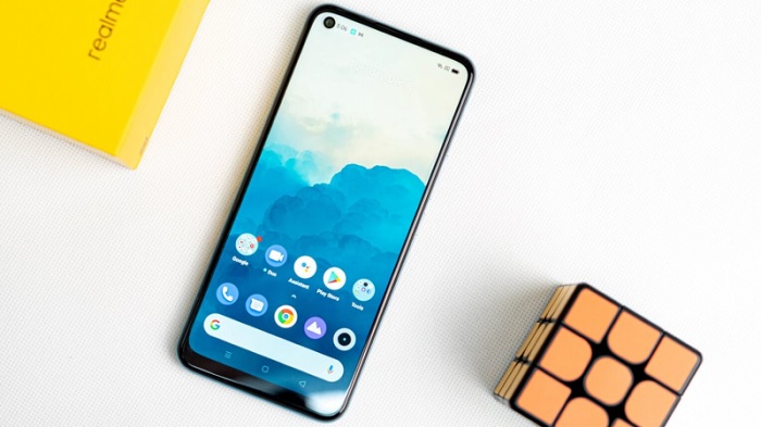 Màu sắc màn hình trên Realme C17 khá trung thực nhưng không quá rực rỡ