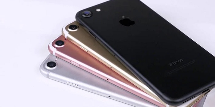 iPhone không có khe cắm nào khác ngoài khe cắm SIM