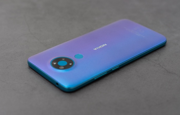 Mặt sau của Nokia 3.4