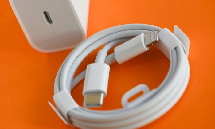 AirPods Max đã loại bỏ cốc sạc