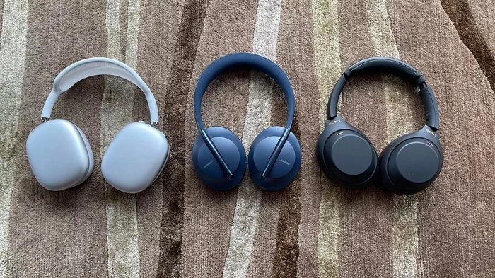 Tai nghe AirPods Max ngoài cùng bên trái