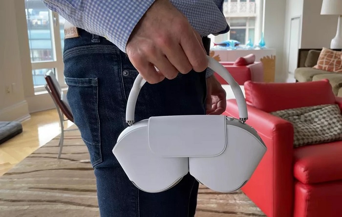 AirPods Max cho âm thanh rất tốt, khử tiếng ồn hơn nhiều mẫu tai nghe cùng tầm giá