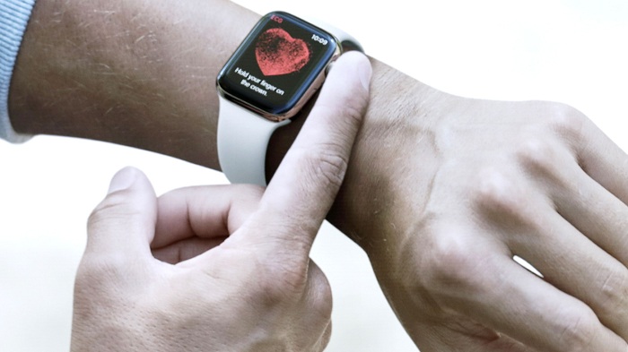 Đồng hồ Apple Watch đo nhịp tim có thể phát hiện nhiễm virus COVID-19