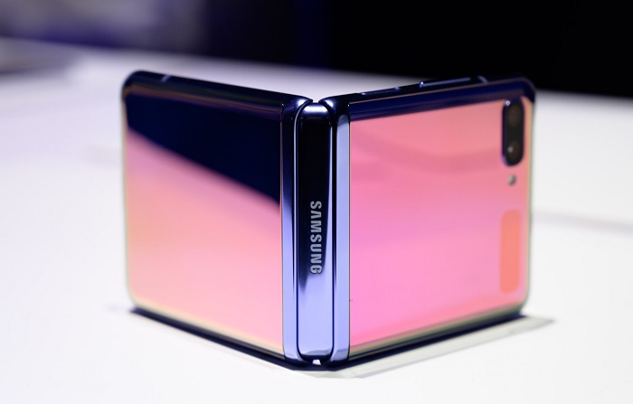 Một mẫu smartphone màn hình gập của Samsung