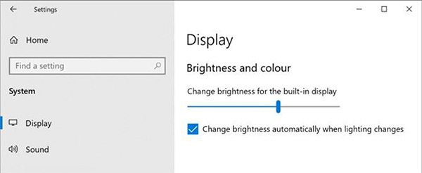 Màn hình laptop tự động thay đổi độ sáng