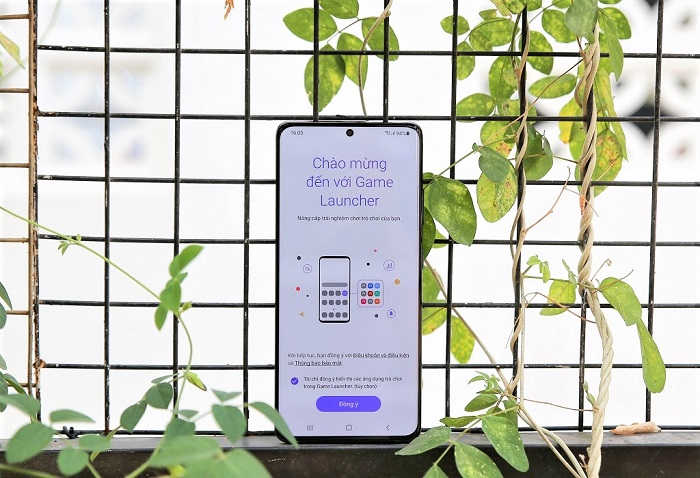 Galaxy S21 Series còn tích hợp Game Launcher cung cấp loạt tiện ích quan trọng, tối ưu hiệu suất và hệ thống nhằm mang lại cho người dùng trải nghiệm chơi game hoàn hảo nhất