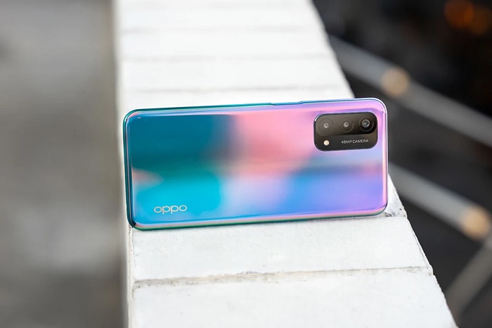 Máy được cung cấp sức mạnh bởi con chip mới nhất của Qualcomm