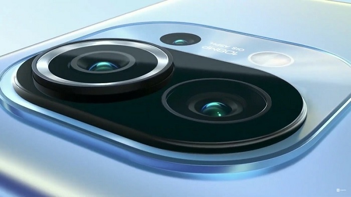 Cận cảnh camera sau trên Xiaomi Mi 11