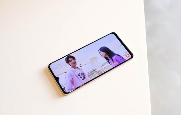 Màn hình kích thước lớn mang đến trải nghiệm xem phim, giải trí tuyệt vời