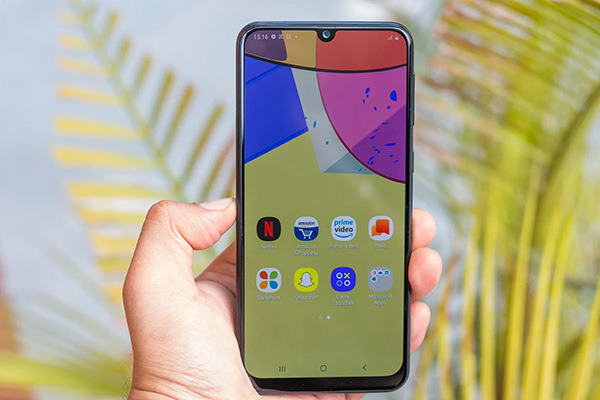 Galaxy M21 Infinity-U, Full HD+, 6,4 inch Super AMOLED