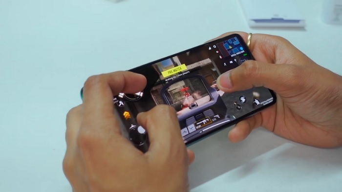 Với chip Exynos 9825, Galaxy F62 hoàn toàn có thể chiến được đa số tựa game hot nhất hiện