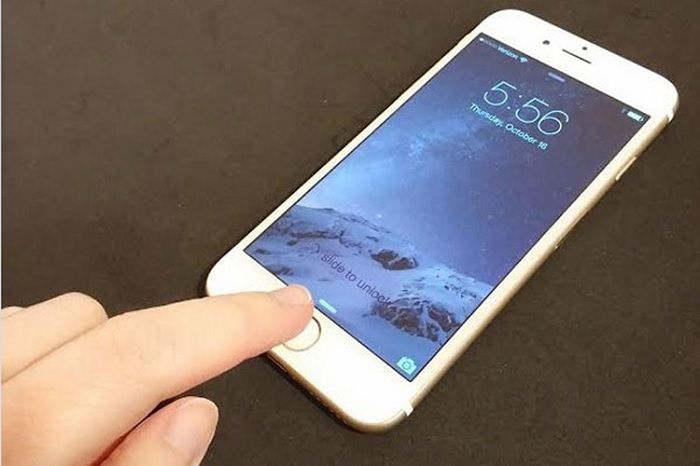 Phím Home trên các dòng iPhone và iPad thế hệ trước có chức năng mở khóa thiết bị bằng nhận dạng vân tay