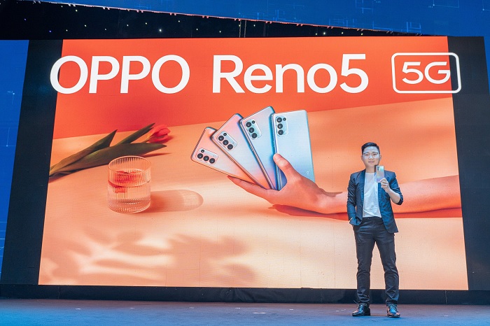 Reno5 5G trong buổi ra mắt