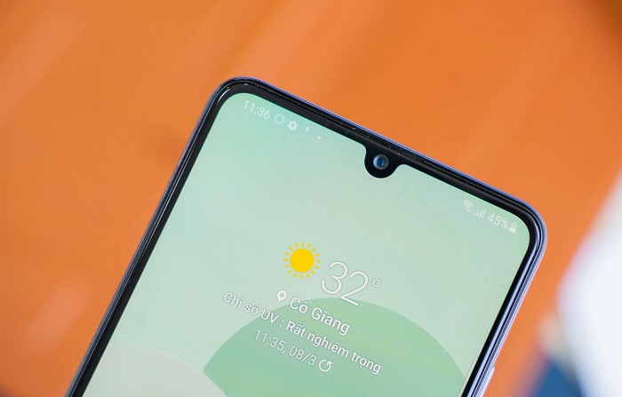 Cận cảnh camera selfie trên Galaxy A32