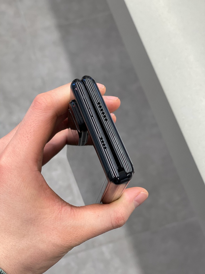 Máy sở hữu dung lượng RAM lớn lên đến 16GB