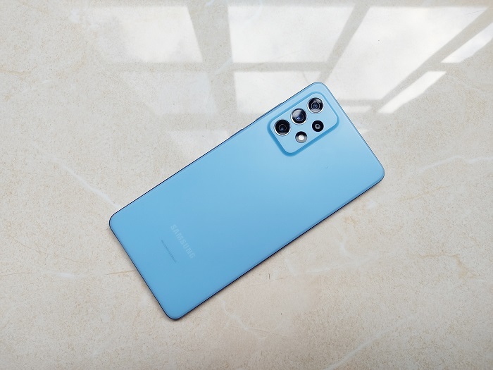 Galaxy A72