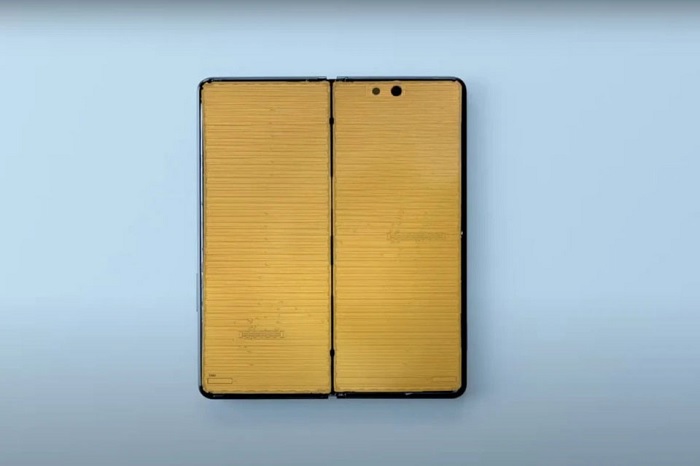 Bút S Pen hoạt động như thế nào đối với smartphone màn hình gập?