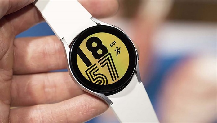 Galaxy Watch4 mang đến cảm giác dễ chịu hơn cho cổ tay khi người dùng hoạt động so với Galaxy Watch4 Classic