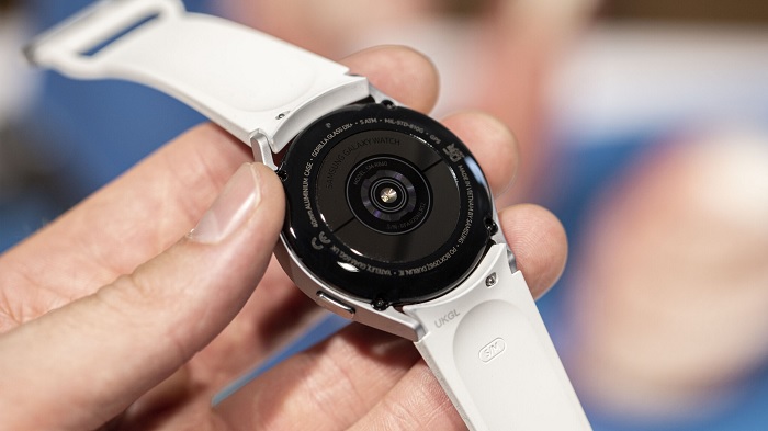 Galaxy Watch4 hội tụ đầy đủ các cảm biến có trên Galaxy Watch3