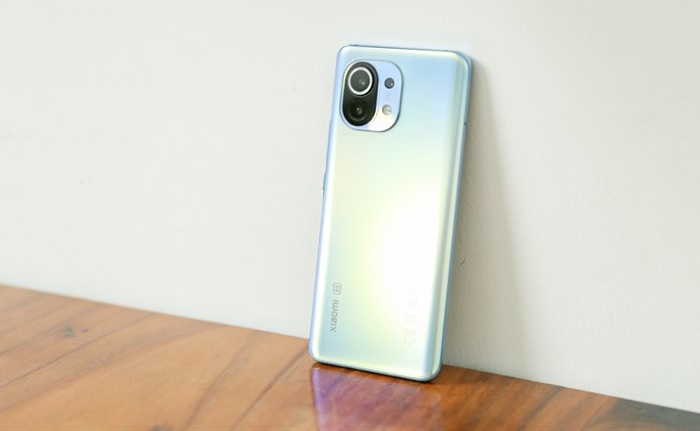 Thiết kế mặt lưng của Xiaomi Mi 11 5G
