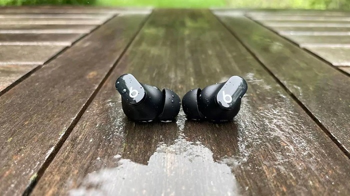 Beats Studio Buds phiên bản màu Đen