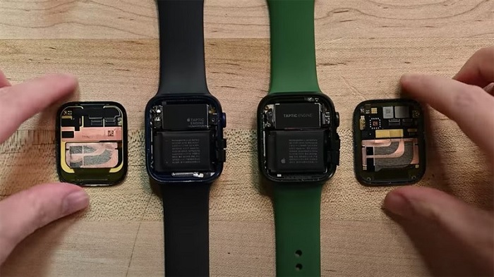 Apple Watch Series 7 được đem lên bàn mổ