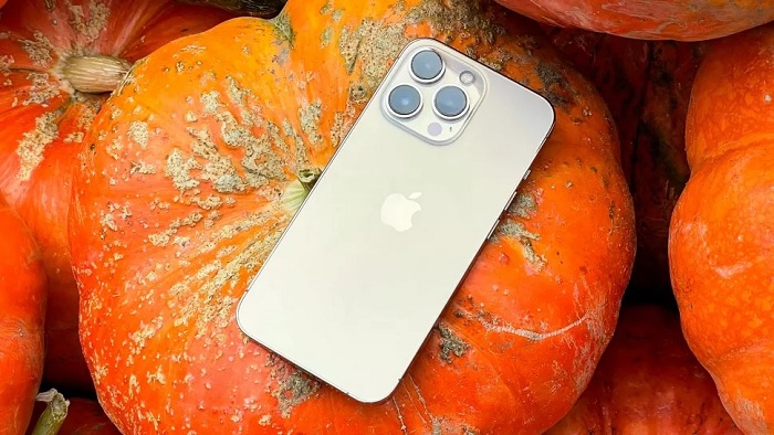 Mặt sau của iPhone 13 Pro