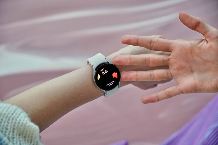 Galaxy Watch4 được tích hợp cảm biến BioActive