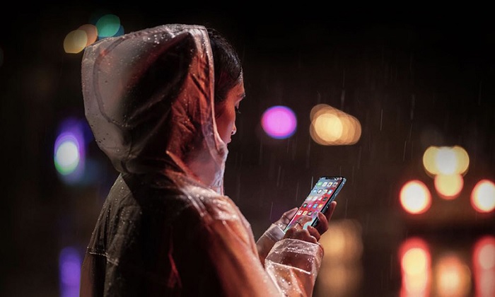 Cách bảo vệ iPhone khi trời mưa