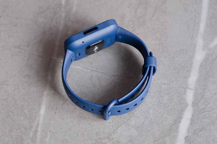 Trên tay Redmi Watch 2 với dây đeo bằng silicon