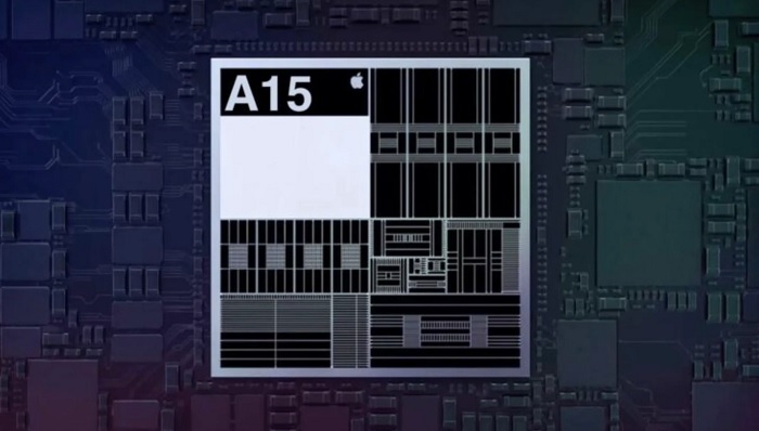 iPhone 13 mini chạy chip Apple A15 Bionic