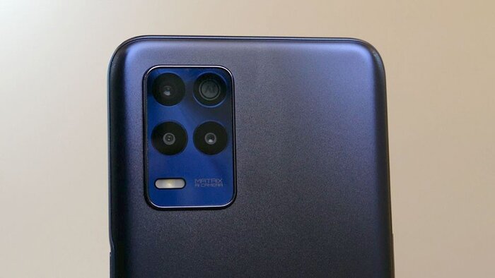 Realme 8s 5G được trang bị một camera chính khá thú vị