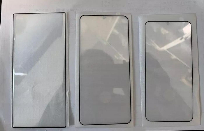 Miếng dán màn hình được cho là của Galaxy S22 series