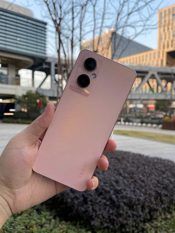 OPPO A96 5G thiết kế hợp xu hướng hơn