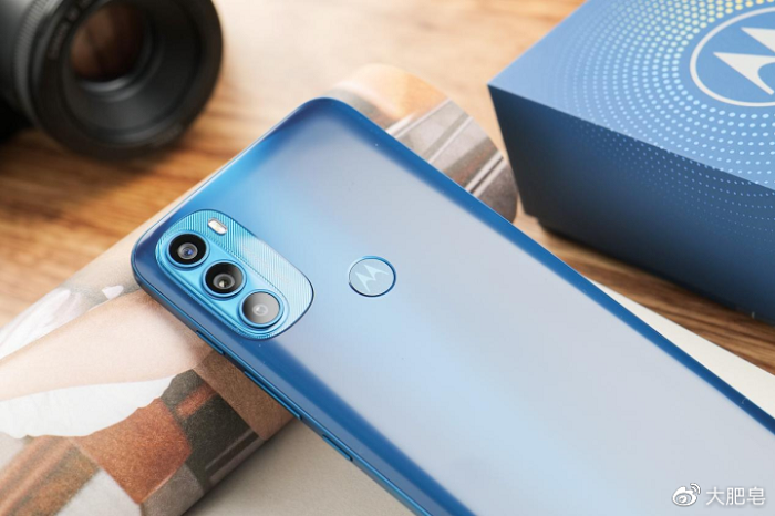 Con chip Snapdragon 695 cho hiệu năng ở mức khá