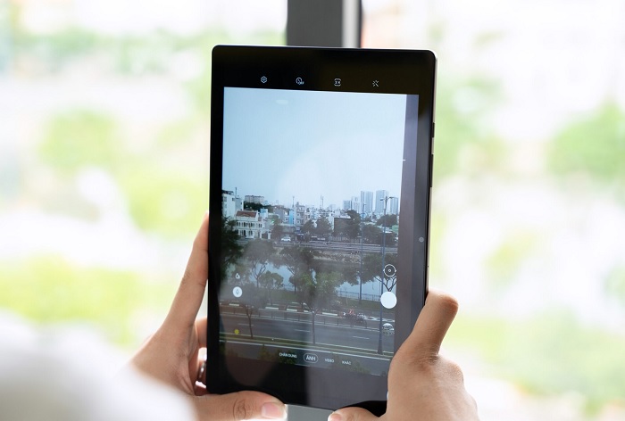 Galaxy Tab A8 đáp ứng tốt nhu cầu chụp ảnh cơ bản của người dùng