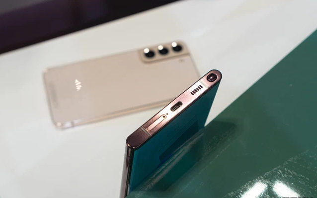 Dường như Samsung đang thực hiện chiến lược ‘chậm mà chắc’ với Galaxy S22+